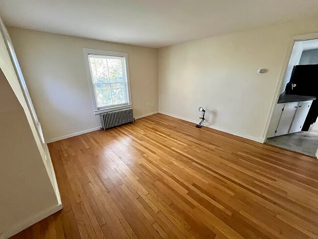 Foto del edificio - 13 Pennacook St