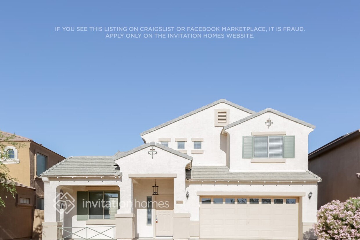 Foto principal - 4216 S 104th Ln