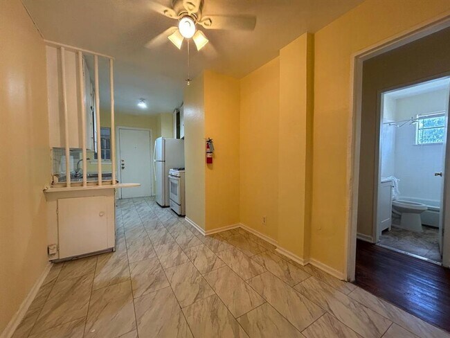 Foto del edificio - Charming two bedroom apartment
