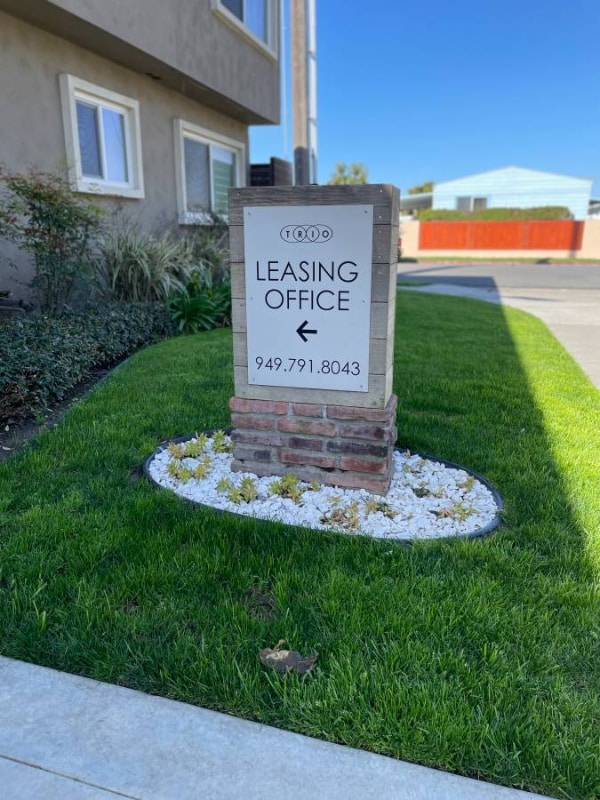 879 Center St Unit 16, Costa Mesa, CA 92627 Room for Rent in Costa