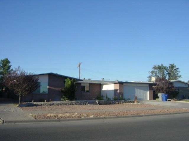 Building Photo - 9434 Album Ave