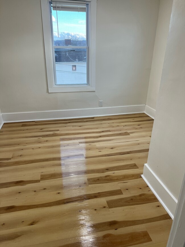 Building Photo - Christy Park