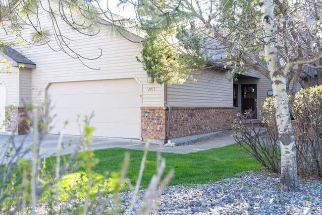 Foto del edificio - Spacious 2 Bedroom Condo plus Loft on a Beautiful Cul-de-Sac off of Kagy