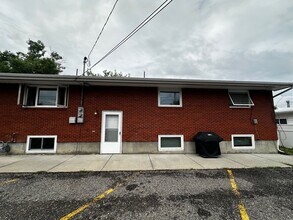 Building Photo - 116.5 N 11th Ave