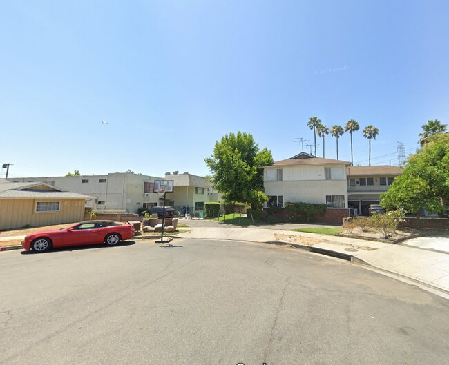 Building Photo - 6226 Craner Ave