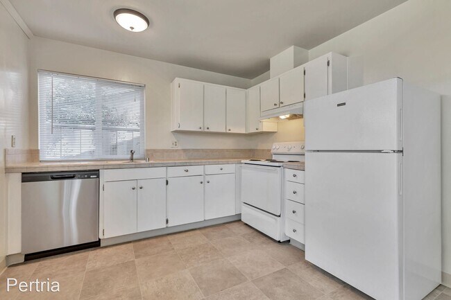 Building Photo - 3 br, 2 bath House - 1687 Goldentree Drive