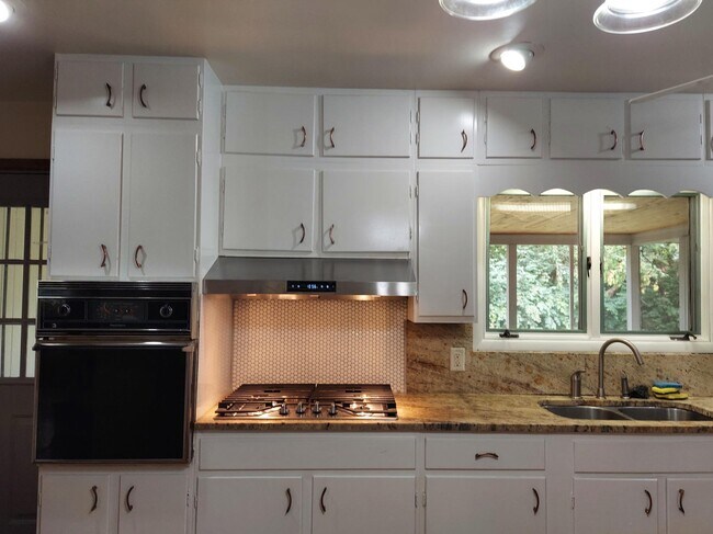 Foto del edificio - 5 Mayfair Ct