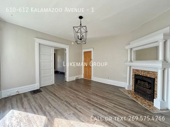 Building Photo - 610-612 Kalamazoo Avenue-1