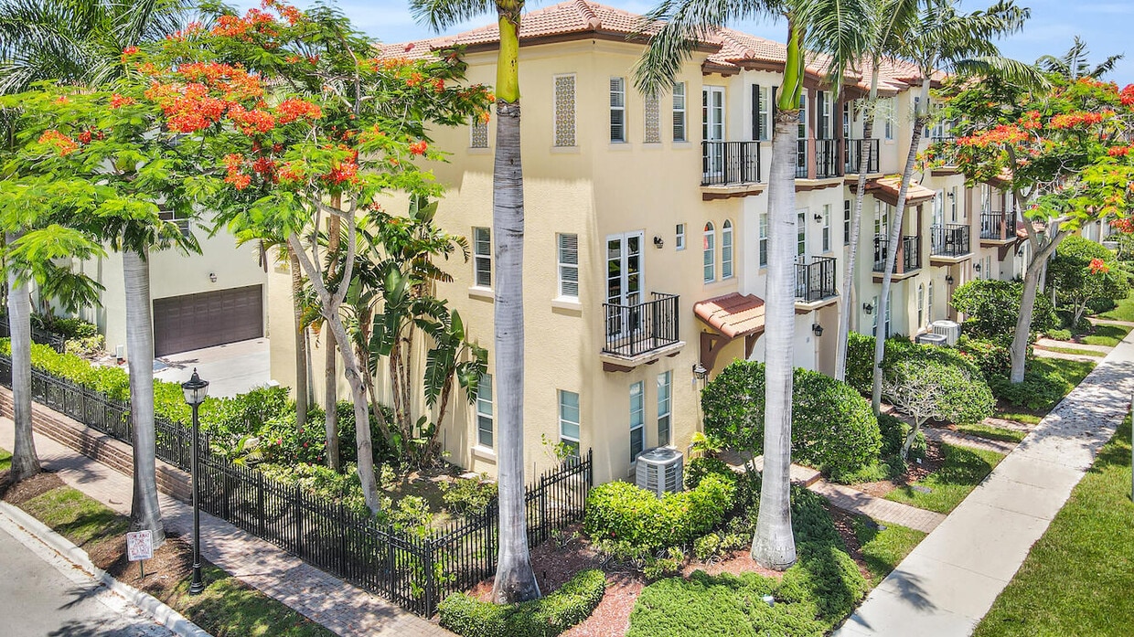 62 Via Floresta Dr, Boca Raton, FL 33487 Townhome Rentals in Boca