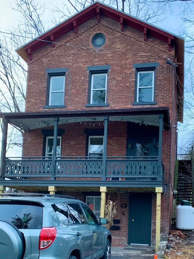 15 River St Unit 1 BR Village of Catskill, Catskill, NY 12414