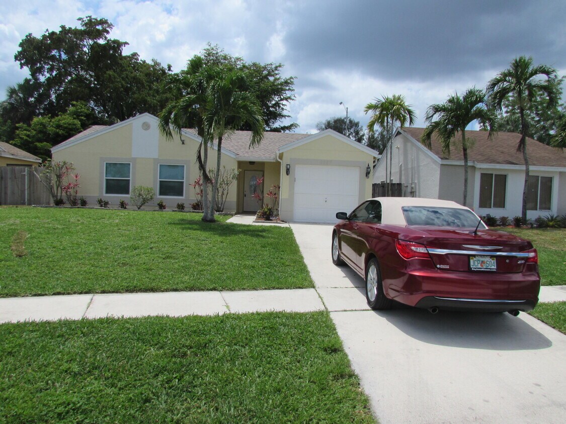 9987 Baywater Dr, Boca Raton, FL 33496 House Rental in Boca Raton, FL