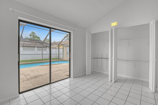 Foto del edificio - 1279 Periwinkle Pl