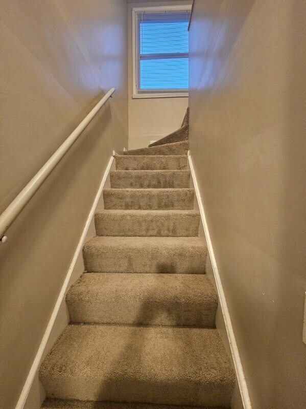Foto del edificio - 6316 Farmbrook St