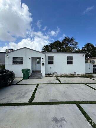 Building Photo - 1079 NW 75th St