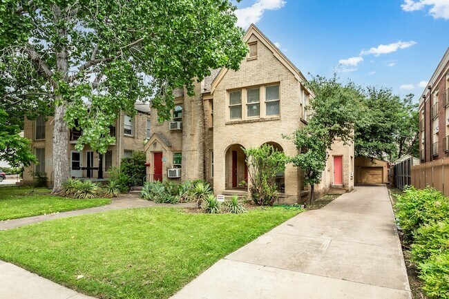 Foto del edificio - 5705 Ross Ave