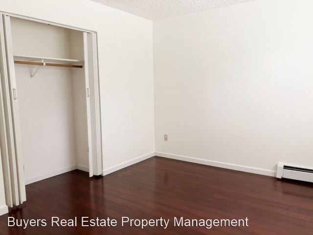 Building Photo - 941 E 46th Ct