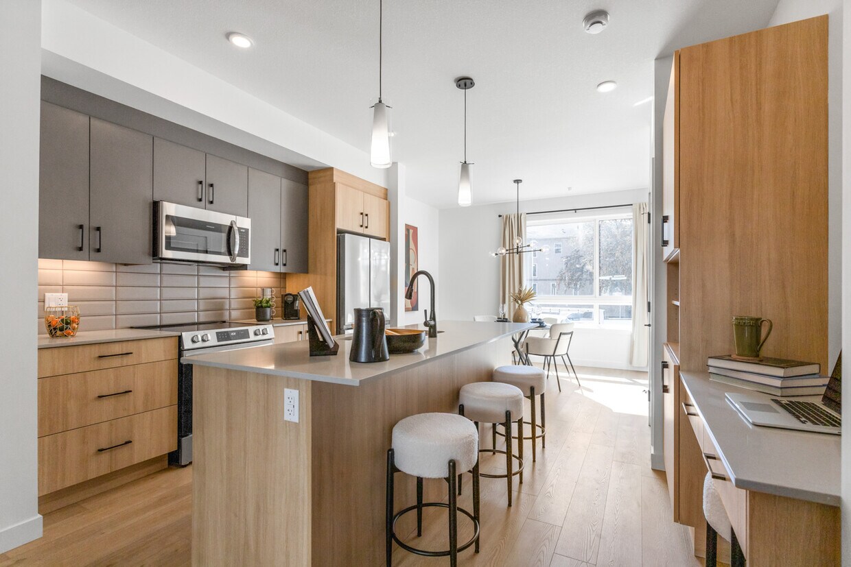 Photo principale - 9817-9153 153 St NW