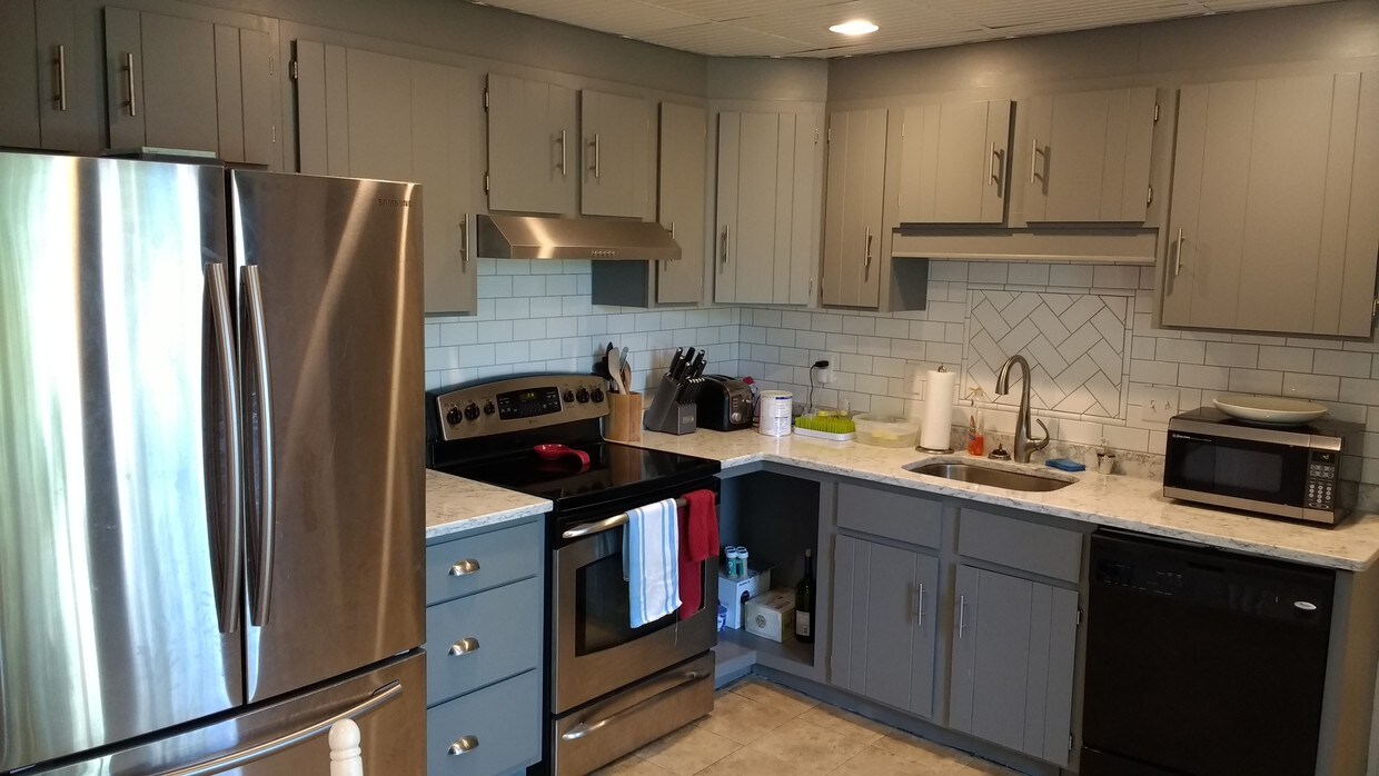 15 Lawrence St, Medford, MA 02155 Apartments in Medford, MA