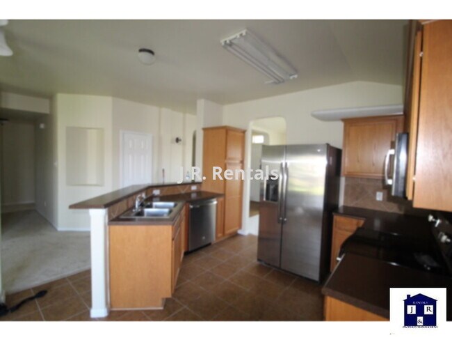 Foto del edificio - 207 Crowfoot Dr
