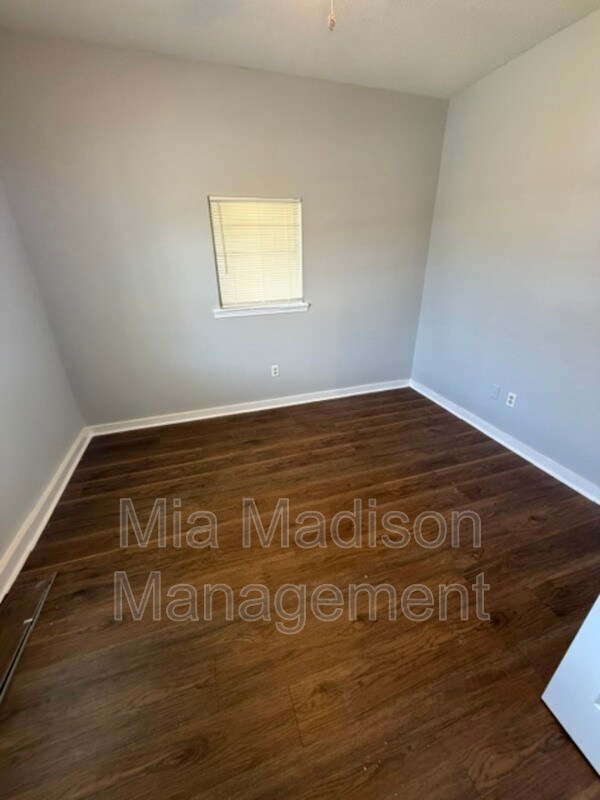 Foto del edificio - 1415 Richards St