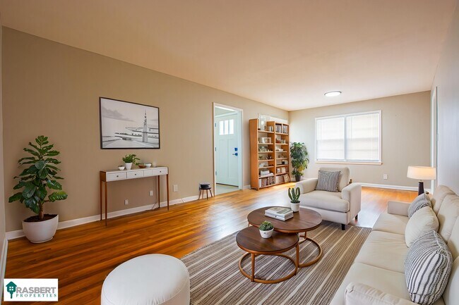 Foto del edificio - 5808 Western Ave
