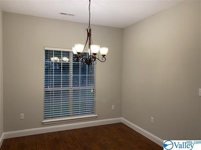 Building Photo - 202 Marlboro Way