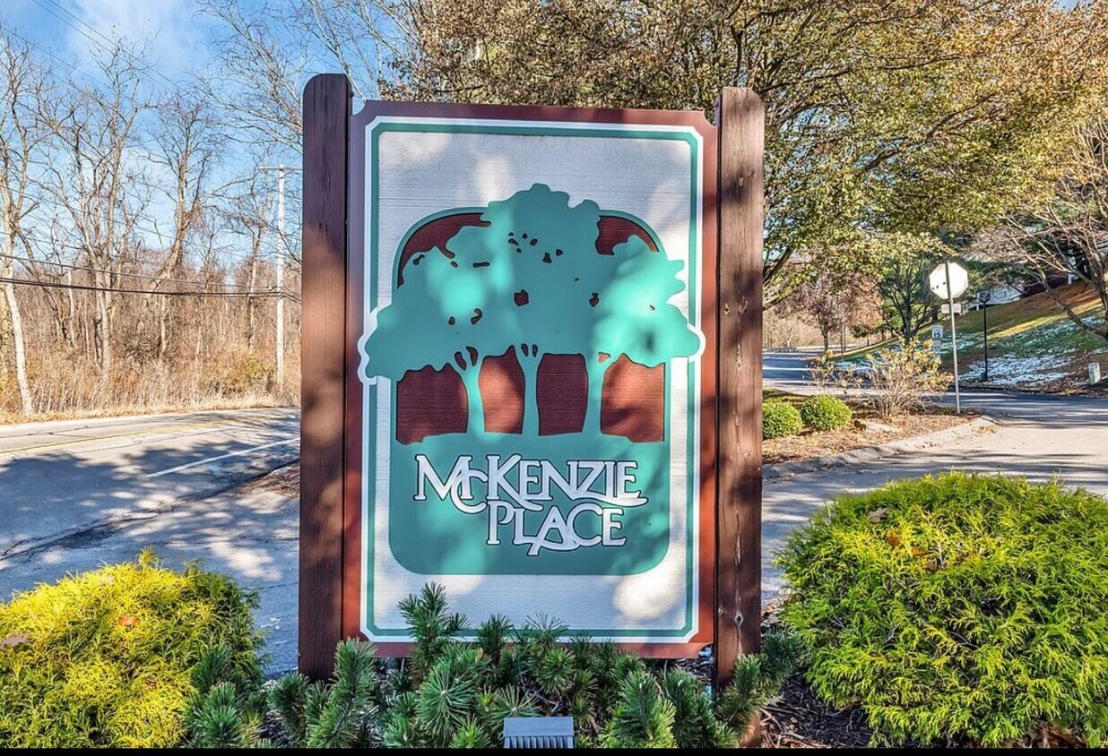 Primary Photo - 2205 Kenzie Dr