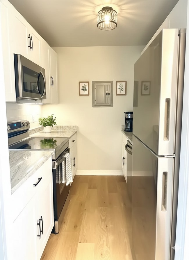 Building Photo - 16 Balmoral St