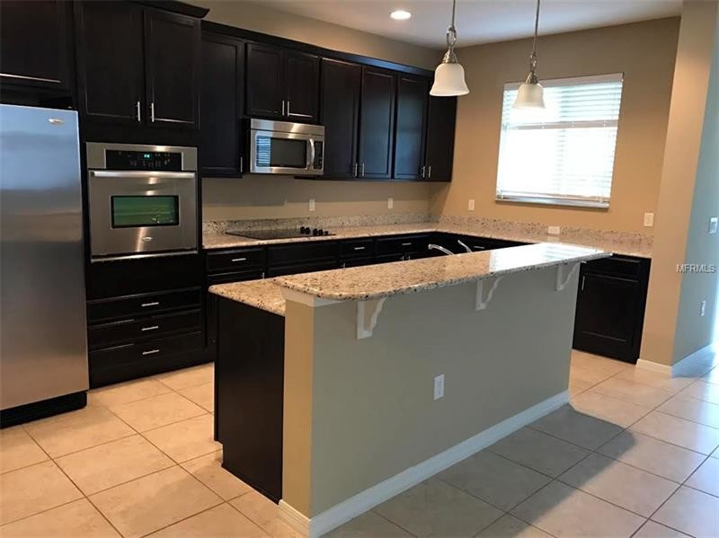 Foto principal - 11827 Chateaubriand Ave