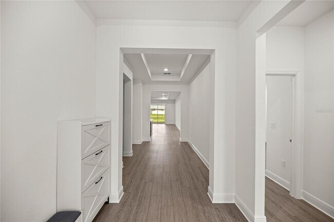 Foto del edificio - 5711 SW 78th Ave Rd