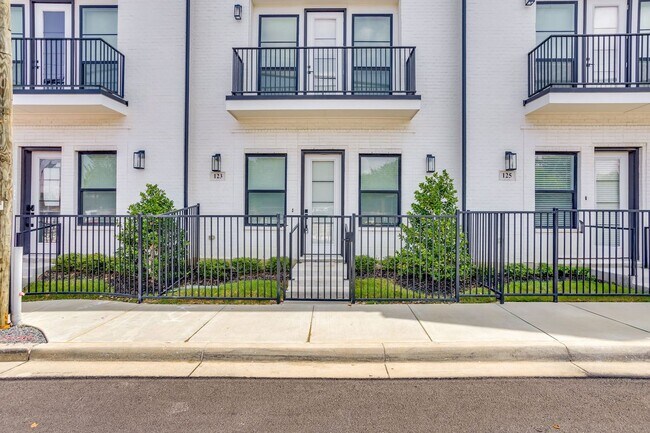 Foto del edificio - 123 Thornton St