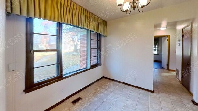 Foto del edificio - Large yard 3/1 just of Douglas!