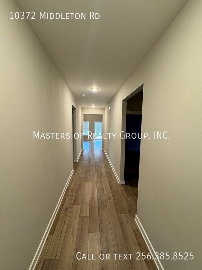 Foto del edificio - 10372 Middleton Rd