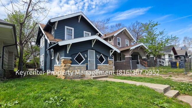 Foto del edificio - 3 Bed 1 Bath ready to rent!