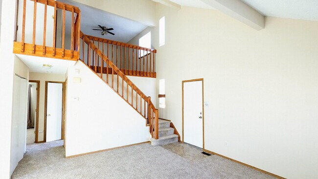 Foto del edificio - 3 Bed 2 Bath New Paint Home in Summer Valley Cherry Creek Schools. Large Backyard with 2 Car Gara...