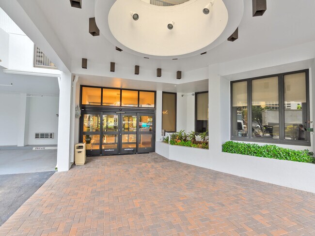 Foto del edificio - 1361 S Ocean Blvd