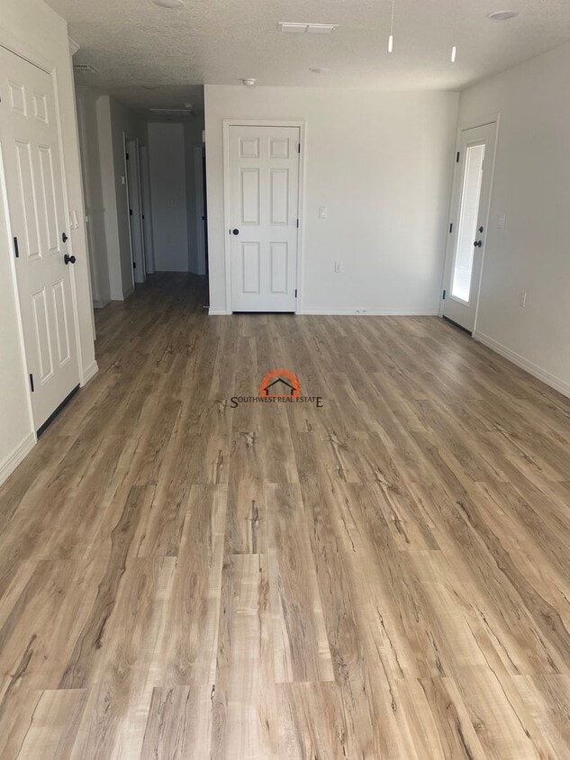 Foto del edificio - 2736 Aldrich Rd