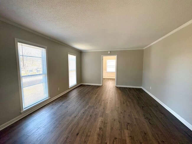 Building Photo - 60 Franwood Dr