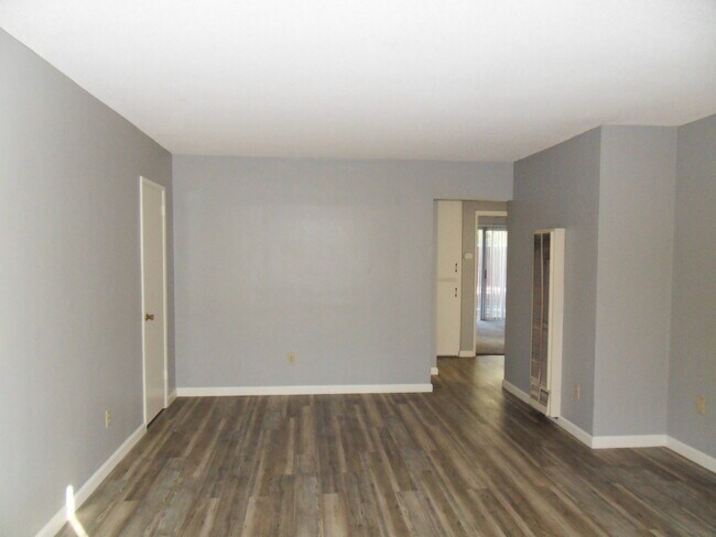 Foto del edificio - 157 Vera Cir