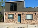 Foto principal - 231 E 6th St