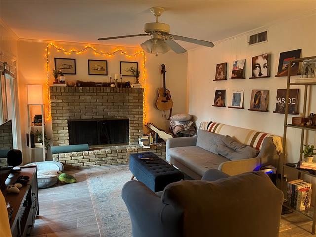 Foto del edificio - 13535 Red Fern Ln