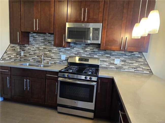 Foto del edificio - 10939 1/2 Moorpark St