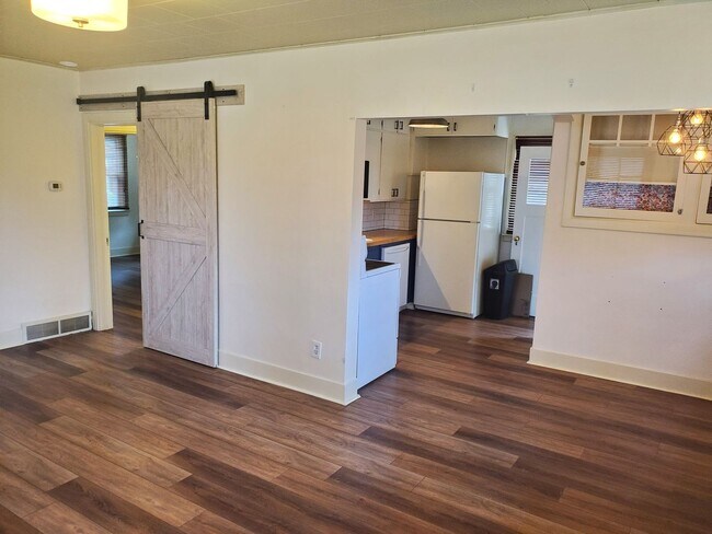 Foto del edificio - 4BR/2BA Audubon/Downriver Area Home