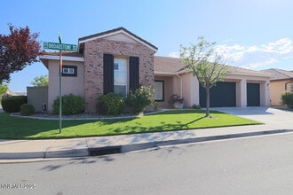 Building Photo - 1692 Broadstone Way