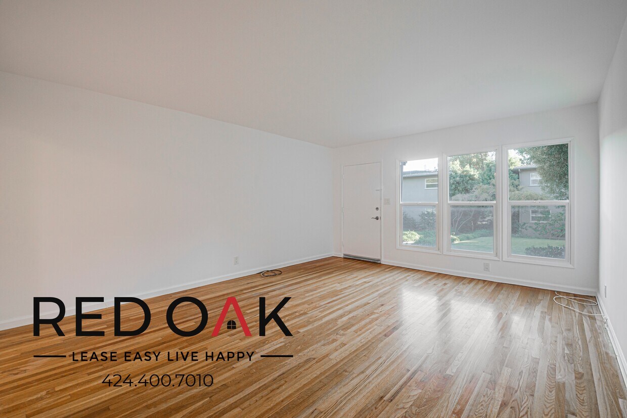 Foto principal - 2243 Merton Ave