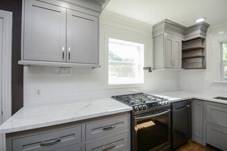 Building Photo - 12315 Maxim Dr