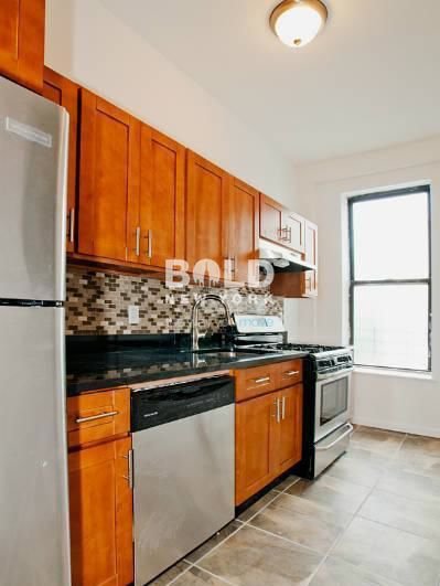 Foto del edificio - 165 Howard Ave