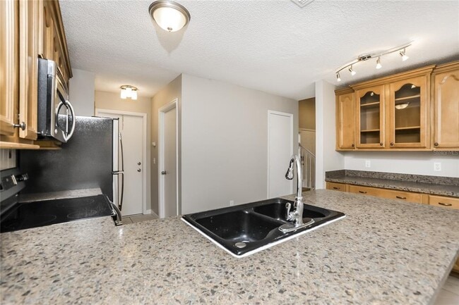 Foto del edificio - 6742 Brittany Chase Ct