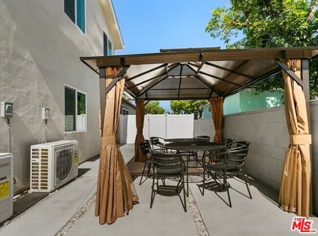 Foto del edificio - 1913 N Manning St