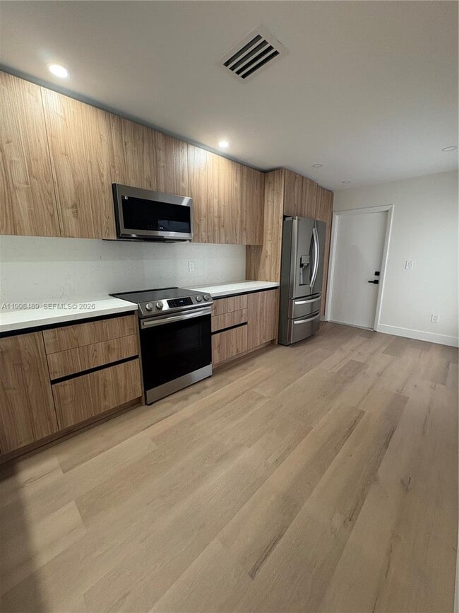 Building Photo - 9881 NW 52nd Terrace